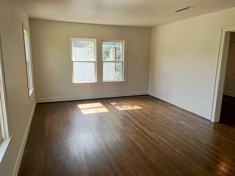 2207 San Felipe St — Photo 3