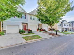 4715 Beacon Ridge Ln, Flowery Branch, GA 30542