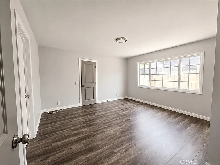 6624 Gross Ave — Photo 7