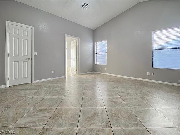 5th image of 718 Skipjack Dr