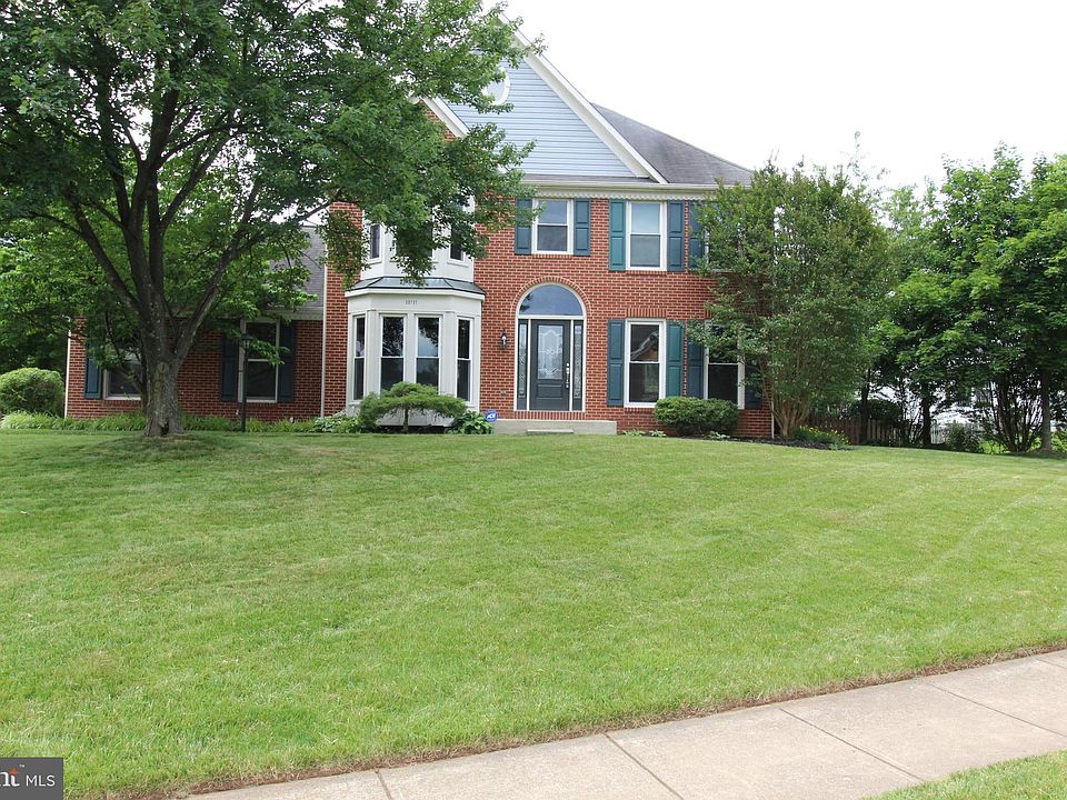 1st image of 20737 Dewberry Ct