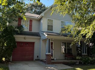 325 Town Pointe Way, Newport News, VA 23601