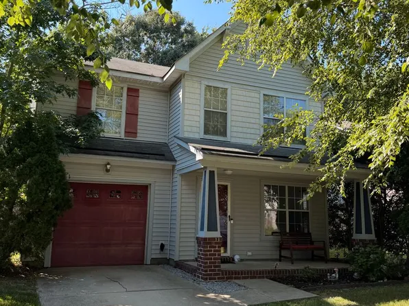325 Town Pointe Way, Newport News, VA 23601