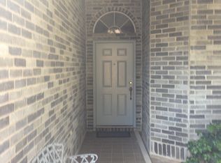 2107 E 12th St, Des Moines, IA 50316