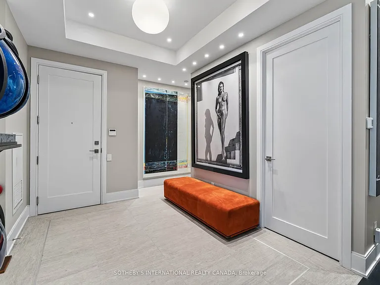 50 Charles St E #5501 — Photo 2