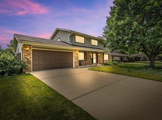 525 Bonita Ln, Racine, WI 53402