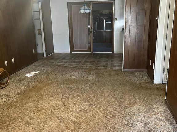 2nd image of 415 Skiles Ave