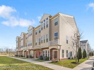 1 Kyle Dr, Tinton Falls, NJ 07712