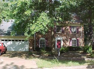 8386 Woodland Oaks Dr, Germantown, TN 38139