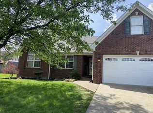 4522 Brandon Cir, Sellersburg, IN