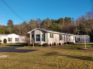 414 Palmer Rd, Ware, MA 01082