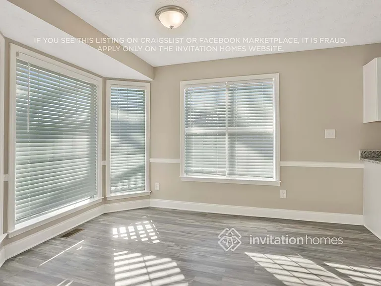 300 Jasmine Dr — Photo 10