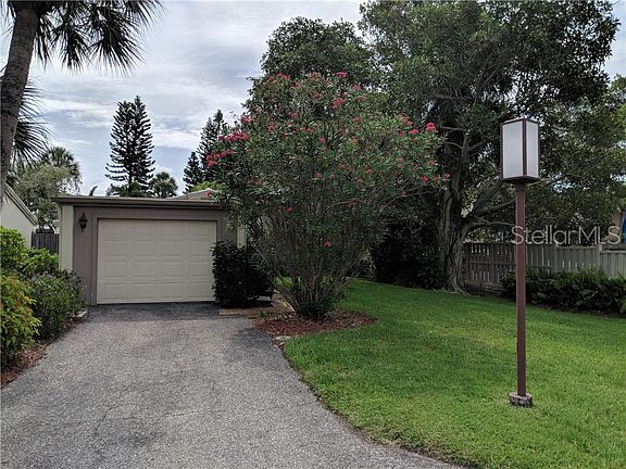 3rd image of 124 Whispering Sands Cir #V-17