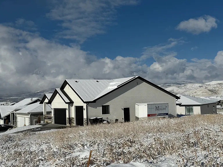 3142 W Harvard Dr — Photo 4