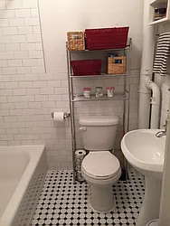 Rented by R New York