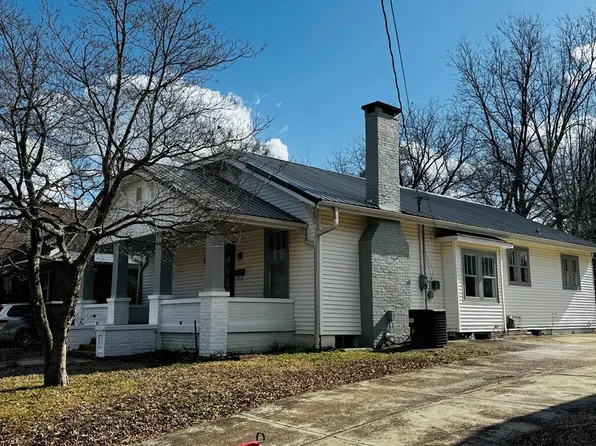 321 Walnut St, Paris, TN 38242