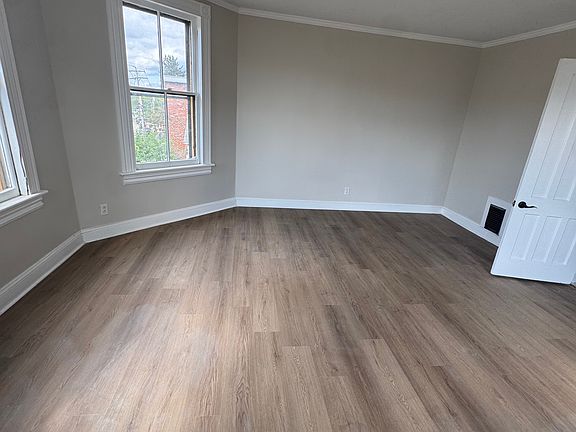 5th image of 355 Palisade Ave #2B