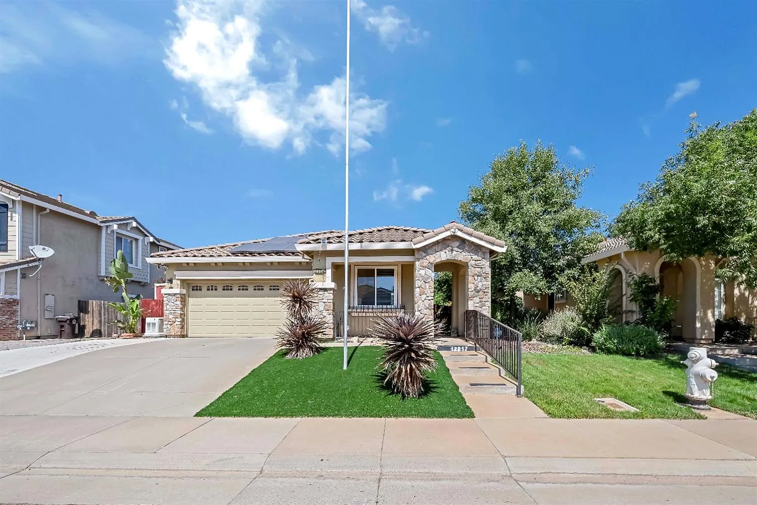 12217 Conservancy Way photo 1