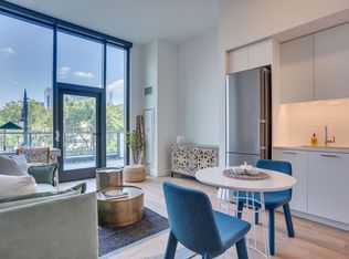 917 W Madison St N #1, Chicago, IL 60607