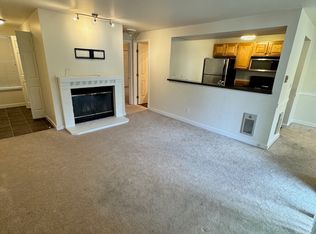 6700 NE 182nd St APT A203, Kenmore, WA 98028