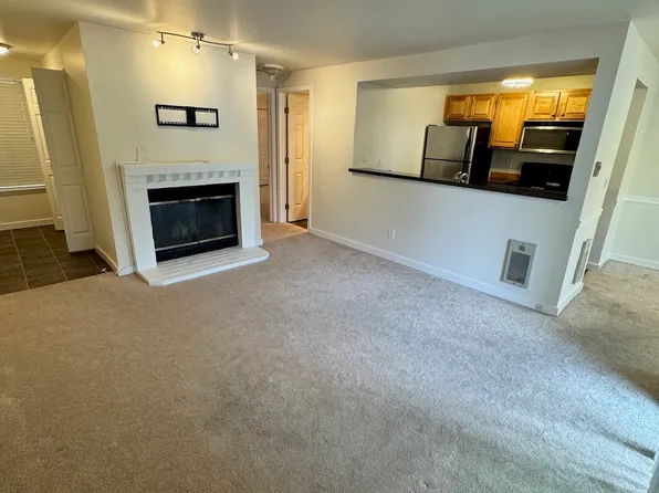 6700 NE 182nd St, Kenmore, WA