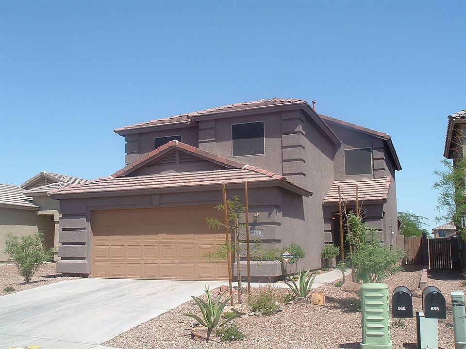 front of house, walkway on right