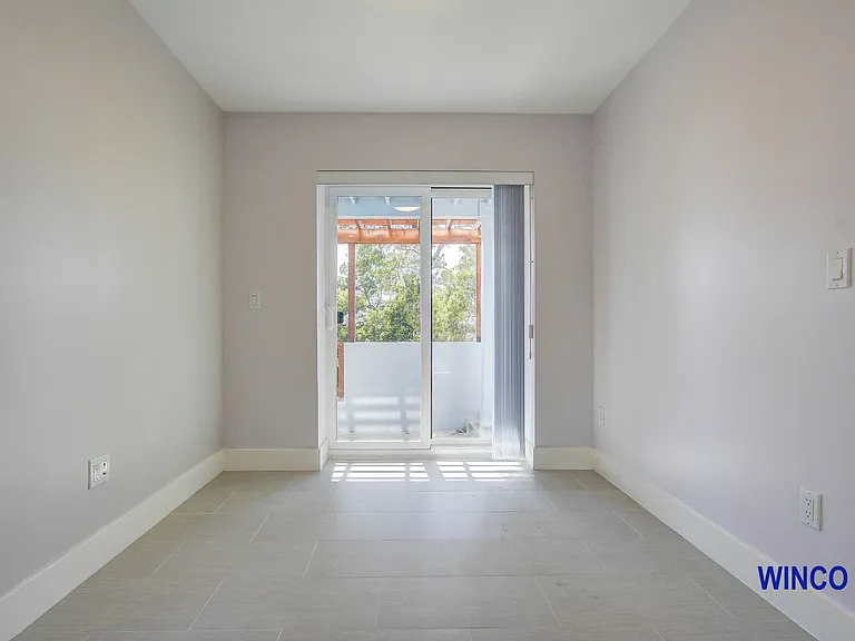 263 Ralston St — Photo 11