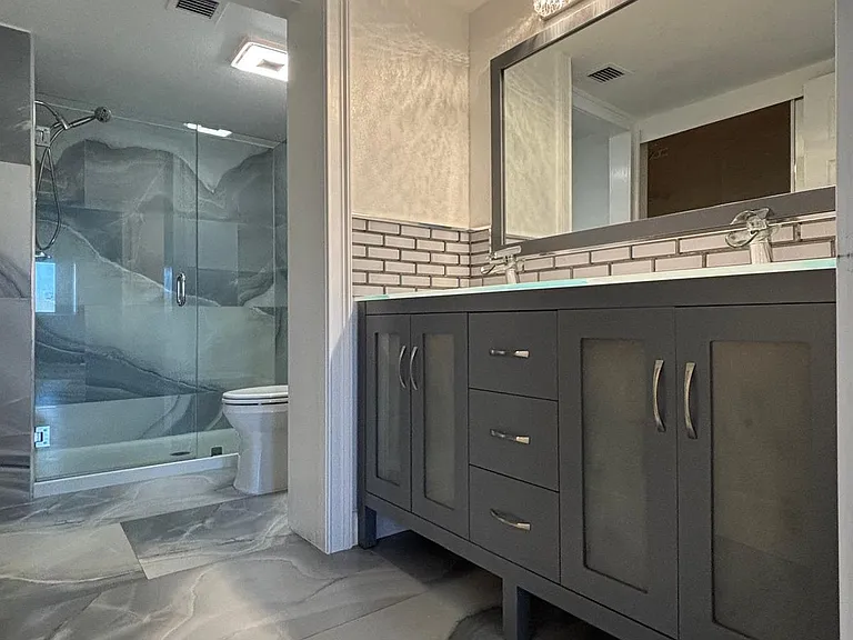 7866 Trent Dr — Photo 3