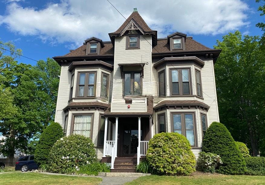 1st image of 30 Pond St #1