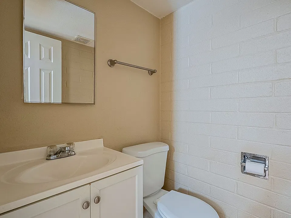 Representative apartment bathroom at 1801 West Tuckey Lane.