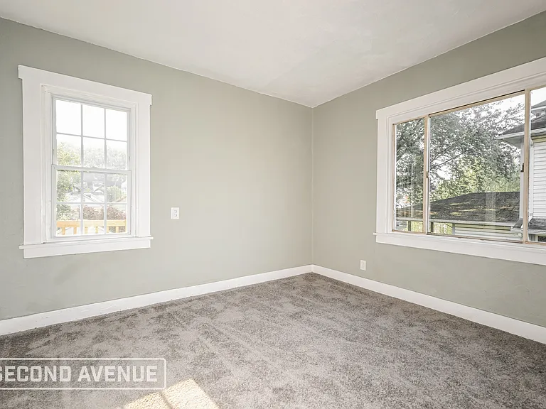833 Vermont Ave — Photo 16