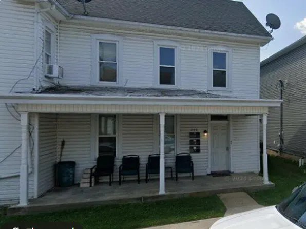 240 W 2nd St APT 3, Waynesboro, PA 17268