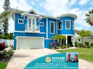 120 50th St, Holmes Beach, FL 34217