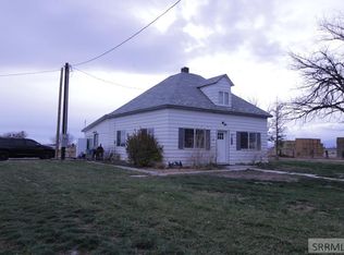 2967 W 2400 N, Arco, ID 83213