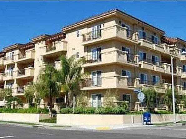 11911 Mayfield Ave APT 301, Los Angeles, CA 90049