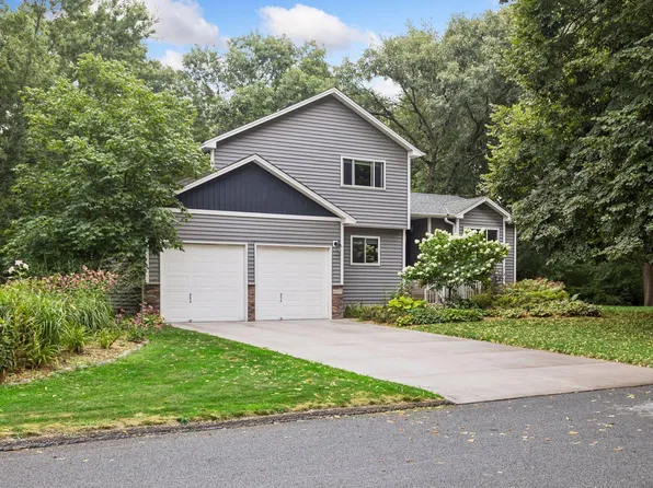 6152 Laurene Ave, Lino Lakes, MN 55014