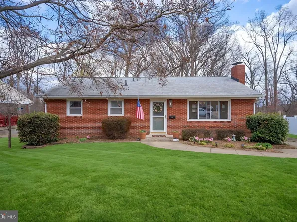 6714 Ruskin St, Springfield, VA 22150