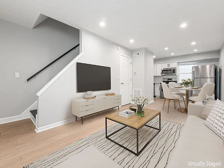 377 Alexander Aly — Photo 4
