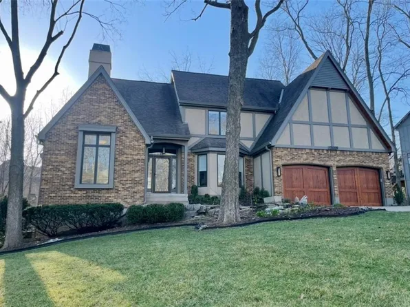 13009 Granada Rd, Leawood, KS 66209
