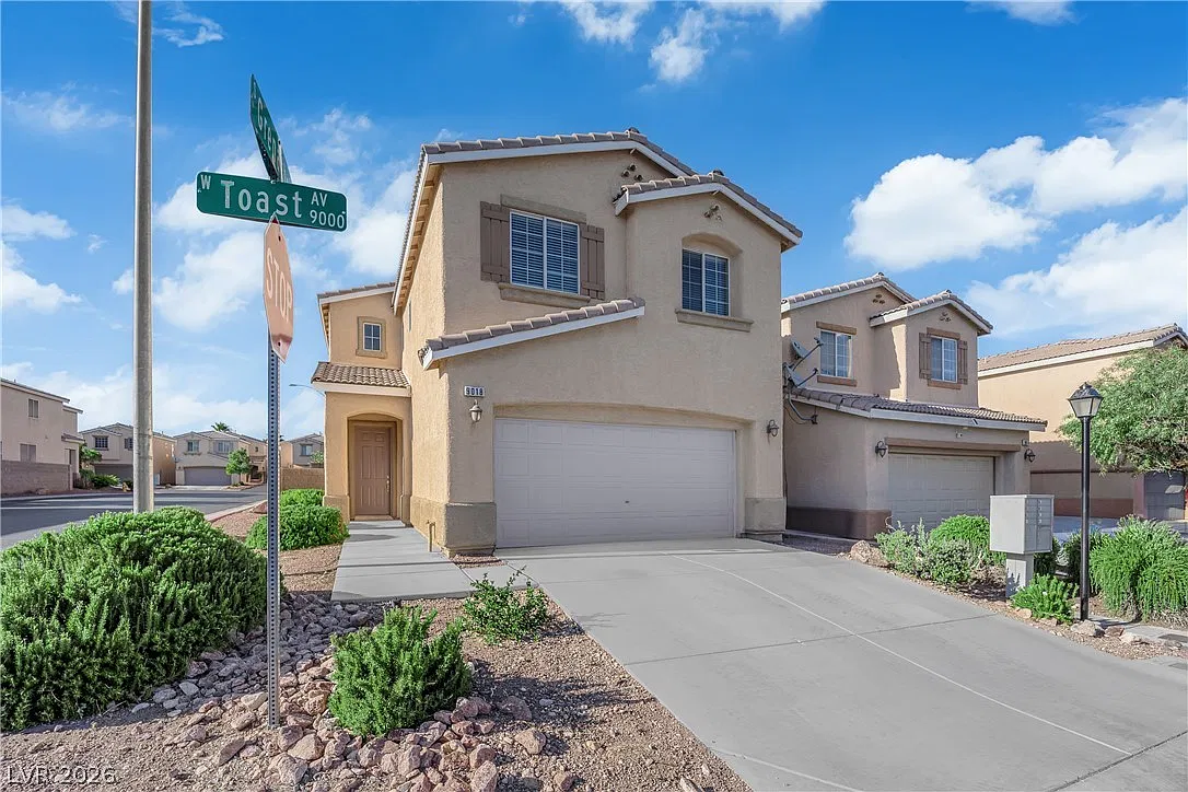 4 bed, 2.5 bath, 1943 sqft, $2,000 — Photo 4