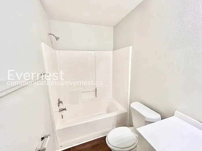 332 Ezekial Ave — Photo 16