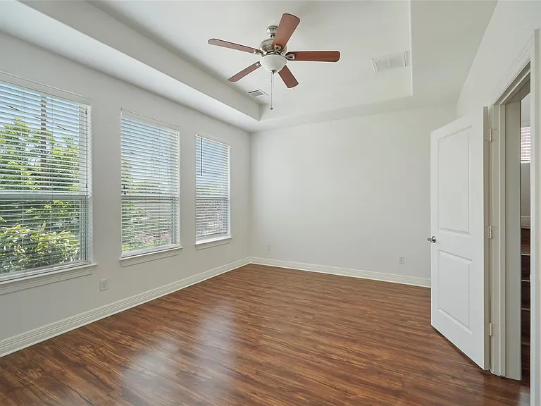 724 Link Rd — Photo 10