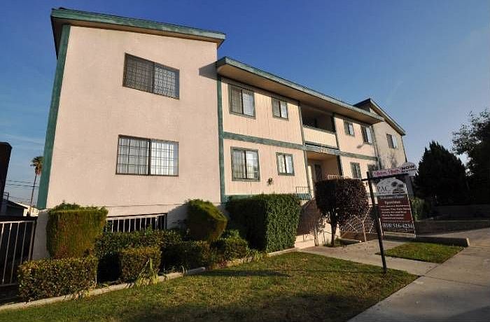 6122 Colfax