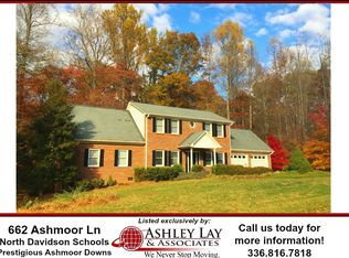 662 Ashmoor Ln, Lexington, NC 27295