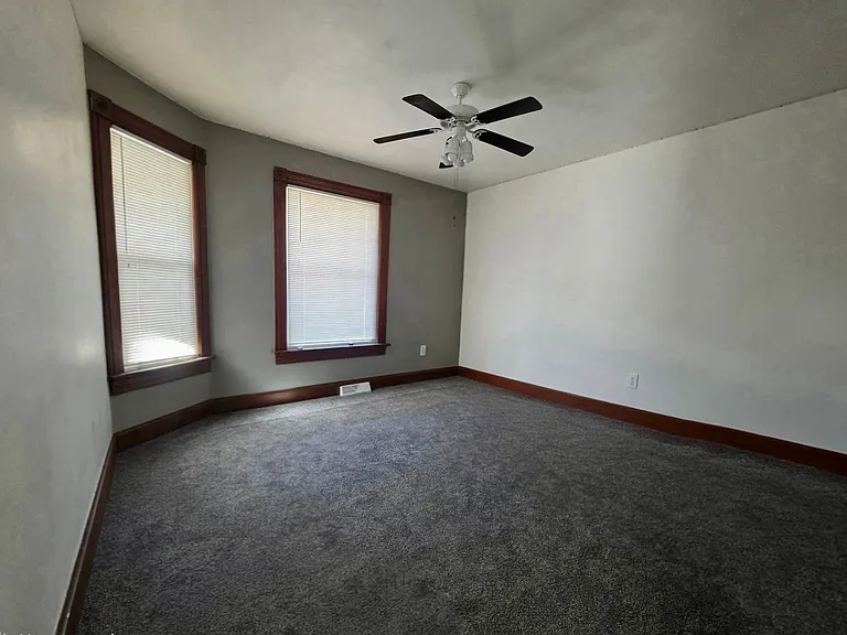 1801 N Wisconsin St — Photo 5