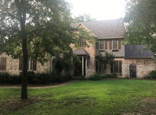 690 Spring Lake Dr, Pearl, MS 39208