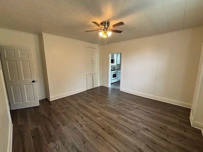 1341 Herrod St — Photo 2