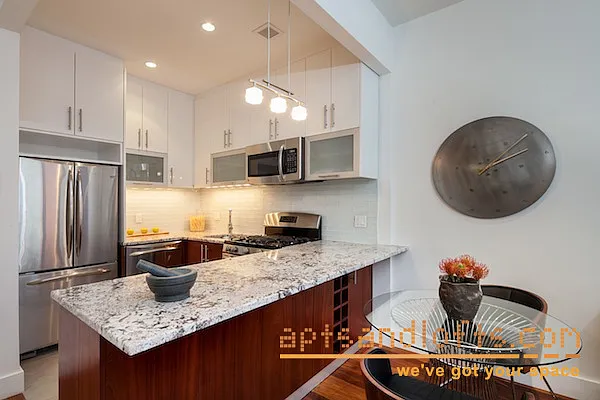 Sold by aptsandlofts.com | media 19