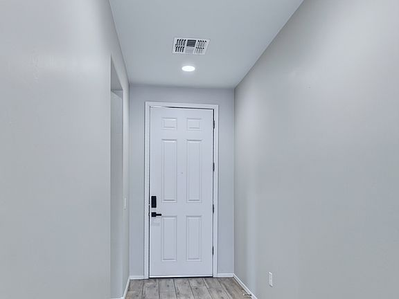 5th image of 4232 S Macy Cir