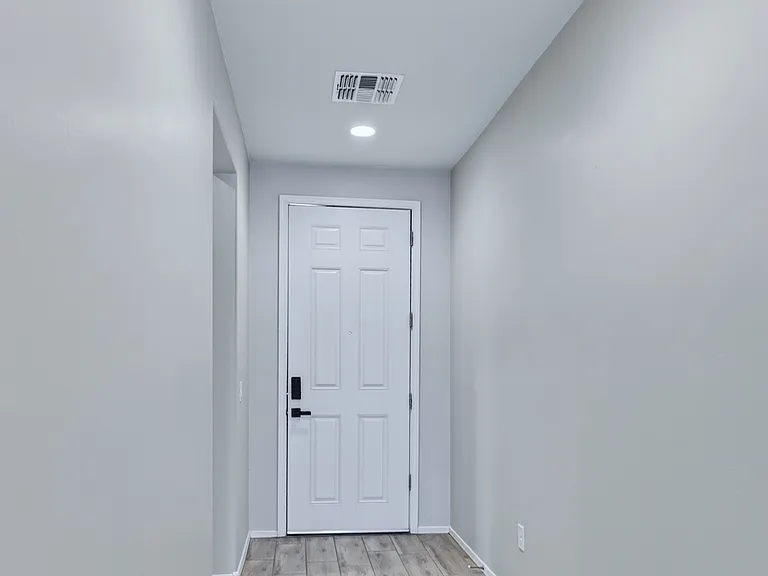 4232 S Macy Cir — Photo 5
